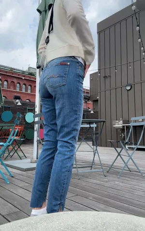 7 For All Mankind thumbnail 5