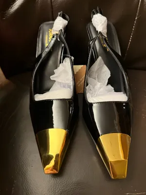 Heels Black Size 9 thumbnail 3