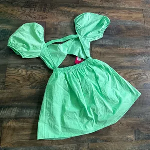 Beginning Boutique NWT! Puff sleeve baby doll dress thumbnail 3