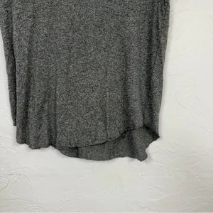Aritzia Wilfred Grey Scoop Neck Tee Shirt Womens XS Short Sleeve Stretch Basic thumbnail 4