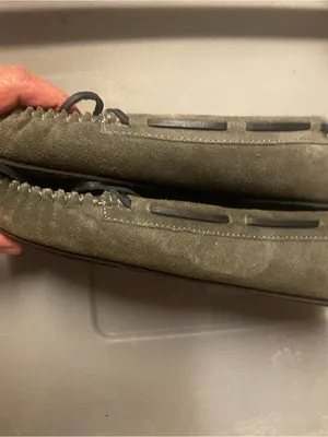 Minnetonka Moccasin Slippers Shoes Cally Size 7.5 Brown Suede Fur Inside 4015 H thumbnail 8