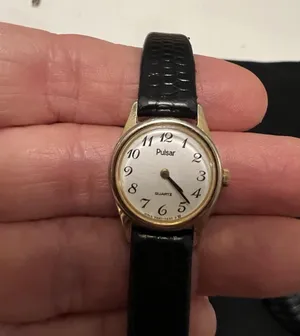 Pulsar Women's Gold Tone Embossed Leather Strap Watch Vintage thumbnail 1