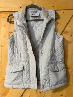 A. Lange & Söhne x Peter Millar Quilted Travel Vest Truffle (Size M) Rare Watch thumbnail 2