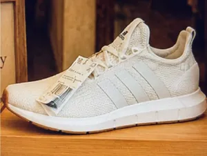 Adidas Swift Run Sneakers White thumbnail 1