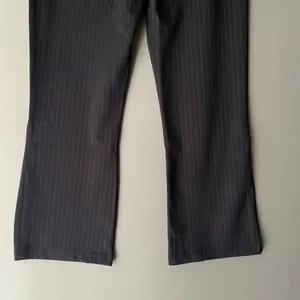 Anthropologie‎ Sanctuary sz L black pin stripped dress pants thumbnail 3