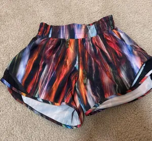 Lululemon Hotty Shorts Hot 4" High-Rise thumbnail 1