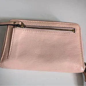 Kate Spade • Pink Bow Wallet / Phone Holder Wristlet thumbnail 3