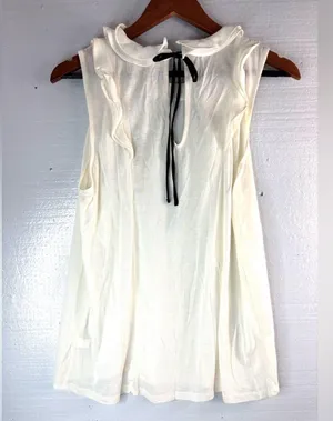 LC Lauren Conrad Cream Top thumbnail 4