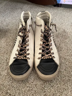 shoes White Size 9 thumbnail 2