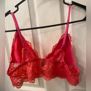 Urban outfitters Lace Bralette in Vibrant Red size medium thumbnail 3