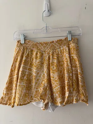 Altar’d State‎ Gold and White Flowy Stretchy Pull On Boho Shorts thumbnail 2