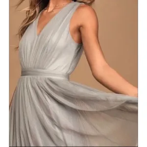 NWT Lulus How Charming Light Grey Swiss Dot Sheer Overlay Maxi Dress sz. 1X thumbnail 2