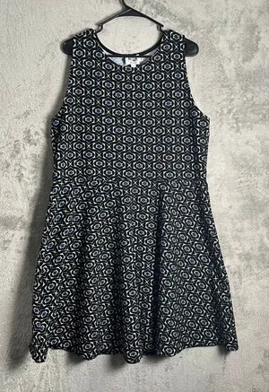 Leota Dia &‎ CO Geo Jacquard Dress Size 2L Black New thumbnail 1