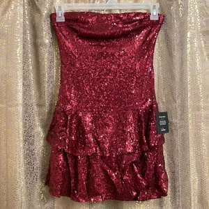 Lulus on the invitation burgundy sequin strapless mini dress, NWT thumbnail 4
