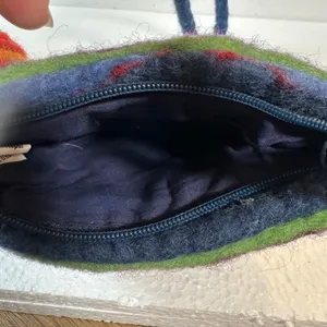 Handmade Wool Coin Purse Handbag Made in Nepal Small Zip Top Blue Purple Flower thumbnail 6