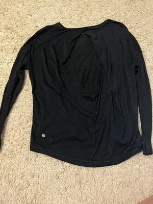 Lululemon Open Back Long Sleeve Top Size Medium thumbnail 3