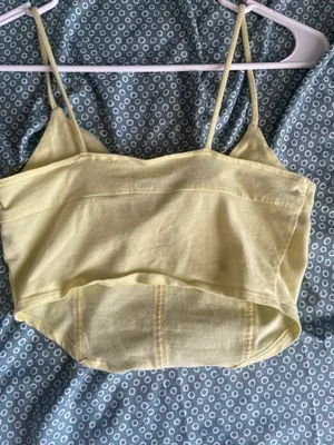 Crop Top thumbnail 2