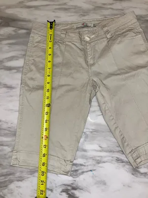 American Eagle Outfitters Beige Women’s Bermuda Shorts thumbnail 6