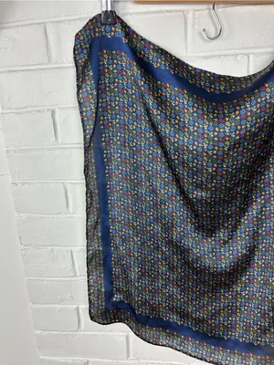 Vintage Floral Print Square Scarf thumbnail 4