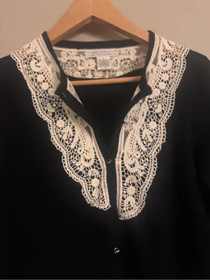 SARAH SPENSER Cardigan with White Lace‎ Trim thumbnail 3