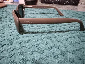 Gucci Sunglasses thumbnail 3
