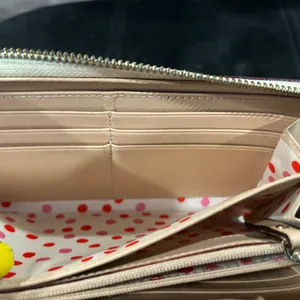 Kate Spade Light Cream Wallet thumbnail 9