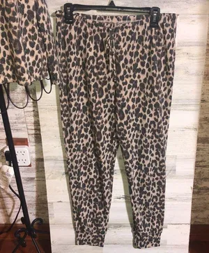 Victoria’s Secret cheetah print pajamas set animal print size medium lounge wear thumbnail 6