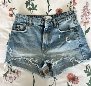 ZARA Women’s Jean Shorts thumbnail 1