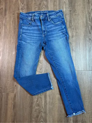American Eagle Outfitters Women's Mid-Rise Straight Blue Jeans thumbnail 4
