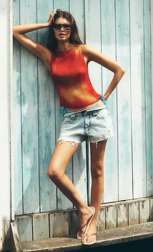 Pilcro Shrunken Raw-Hem Denim Shorts  thumbnail 1