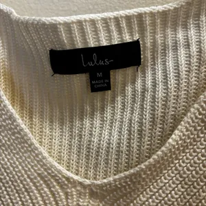 Lulu's Cream V-Neck Sweater Cozy Knit thumbnail 2
