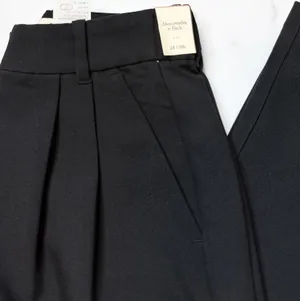 NWT Abercrombie & Fitch Curve Love Sloane Tailored Wide Leg Pants thumbnail 4