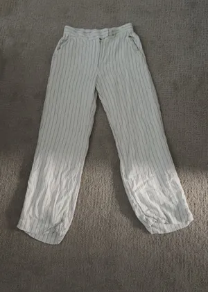 Abercrombie & Fitch white pinstripe linen pants, size 26 thumbnail 1