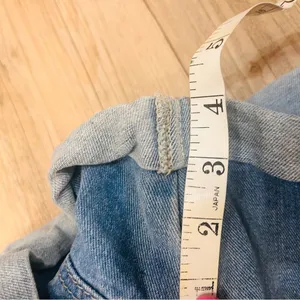 Sunland boutique Cotton Denim Romper With Distressed Detail in Denim sz … thumbnail 5
