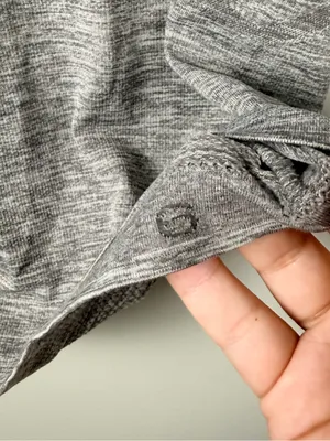 Lululemon Swiftly Tech Long Sleeve Crew size 6 in grey thumbnail 3
