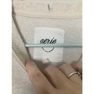 Aerie Women’s Nude Cream Oversized Crewneck Sweatshirt Long Sleeve Size Small thumbnail 6