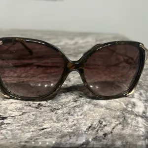 Vintage Stylish Brown Sunglasses thumbnail 4