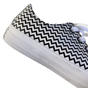 EUC Converse Leather Chuck 70 Mission-V-O Sneakers Black White Chevron Size 7 thumbnail 3