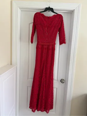 Tadashi Shoji Red Lace Maxi Dress with Three-Quarter Sleeves thumbnail 5