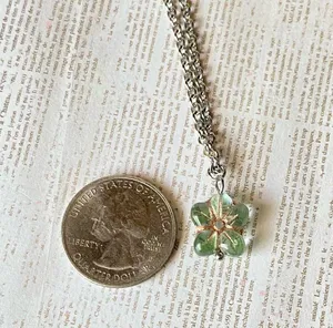 Handmade retro vintage chic whimsical style quality Czech glass flower bead simple necklace🩵 thumbnail 5