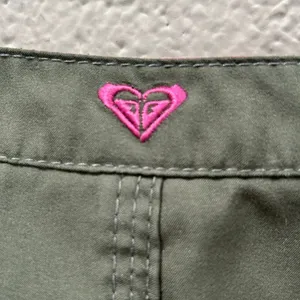Roxy Green Board shorts size M thumbnail 3