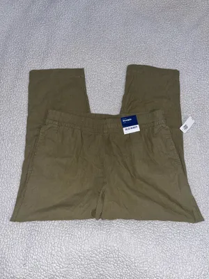 Old Navy Straight Leg Pants thumbnail 3
