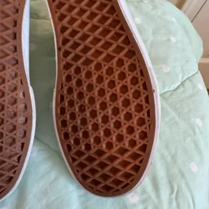 Vans Old Skool Cream and White Sneakers Womens size 6.5 thumbnail 16