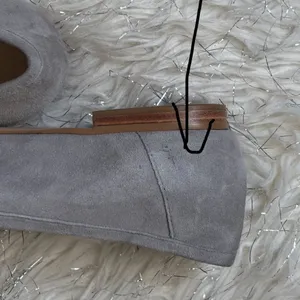Talbots Gray Women’s Ryan Scaloop Flats Suede Loafers with Stud Detail Size 9M thumbnail 9