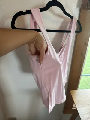 Pink tank top thumbnail 3