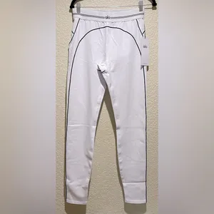 NEW Alo Yoga Airbrush High Waisted Heart Throb White/Black Legging Size L thumbnail 6