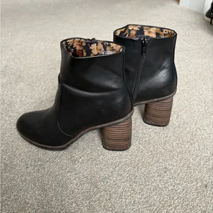 Kork-Ease KORKS Destiny Block Heel Bootie thumbnail 4