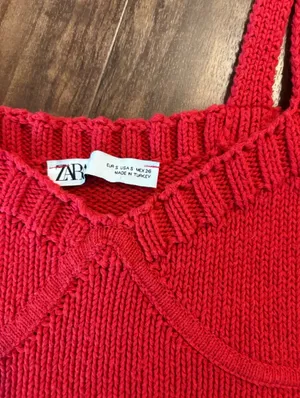 Zara Ribbed Knit Cropped Tank thumbnail 2