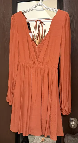 Dress thumbnail 2