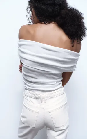 ZARA NWT White ruched off the shoulder top. Size Medium thumbnail 4